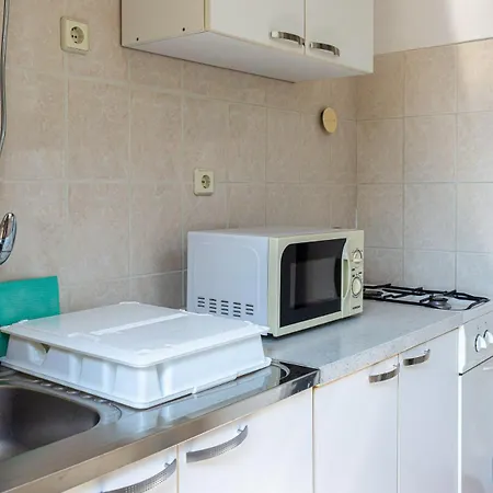 Apartment Rosemary Promajna